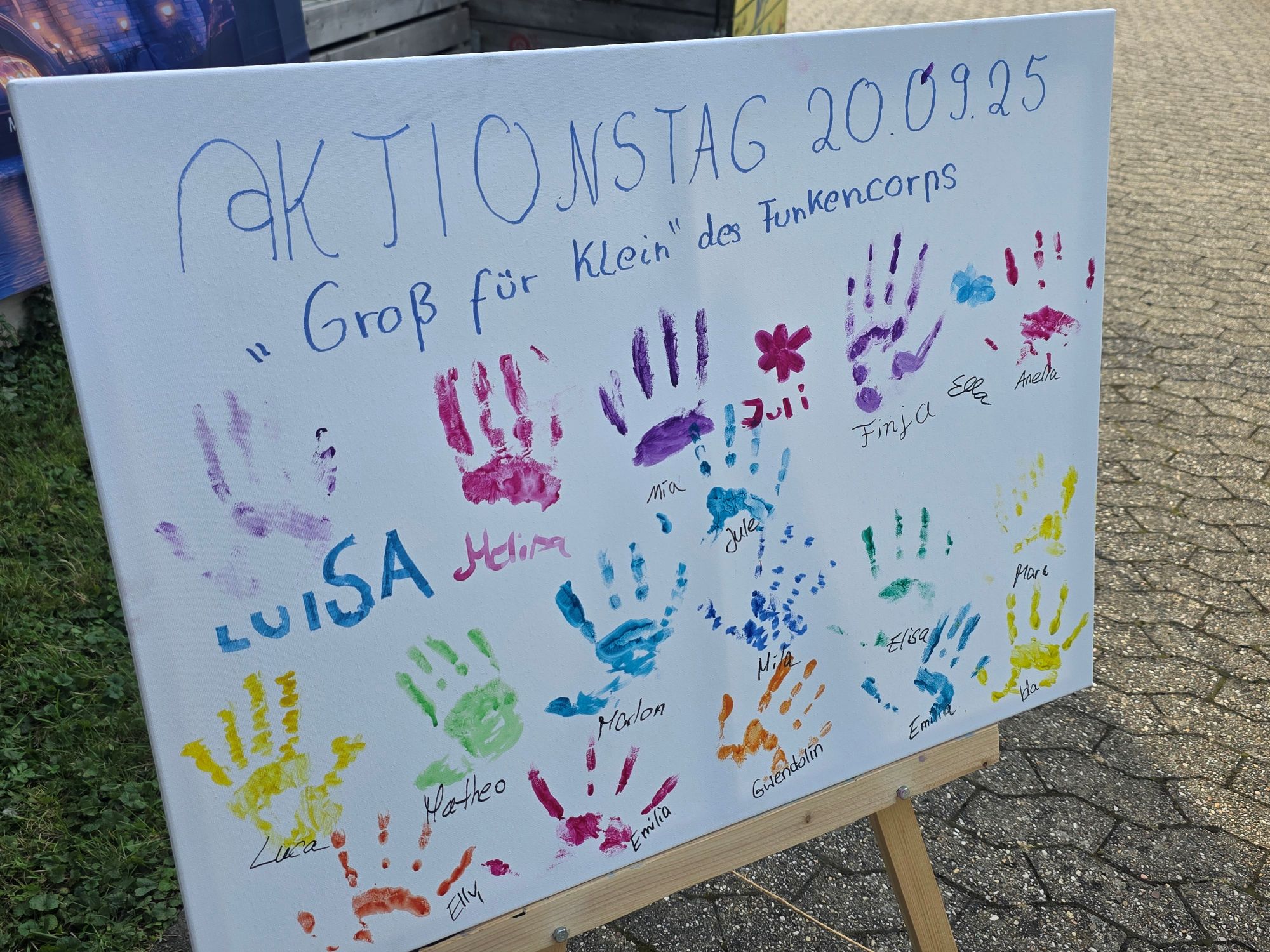 Dieses Bild zeigt ein gemeinsames Werk des Funkencorps-Aktionstages